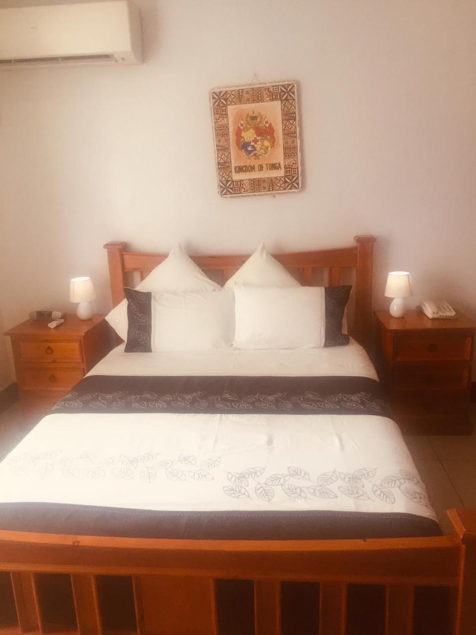 Tungi Colonnade Hotel Nuku'alofa Eksteriør billede
